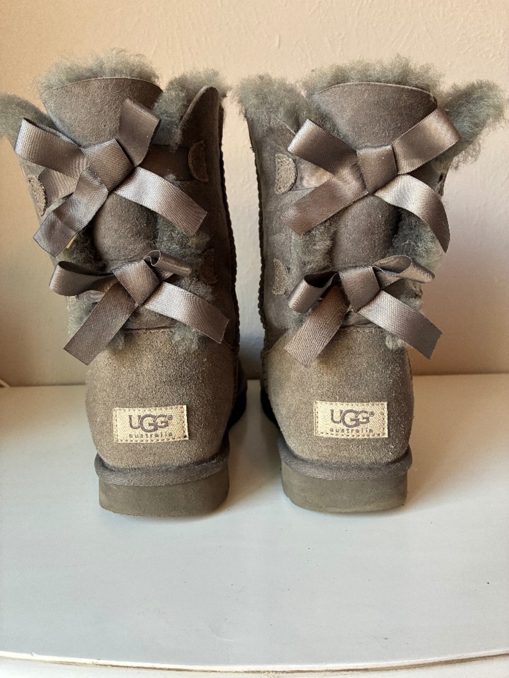 UGG Bailey Bow II Boots – Gray Suede | Women's Size 9 | Genuine Sheepskin
